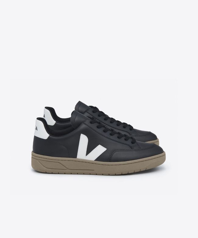 PRETO