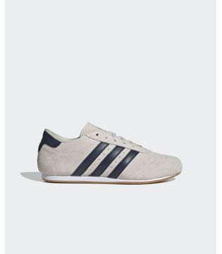 JQ3517_1_FOOTWEAR_Photography_Side-Lateral-Center-View_grey.jpg