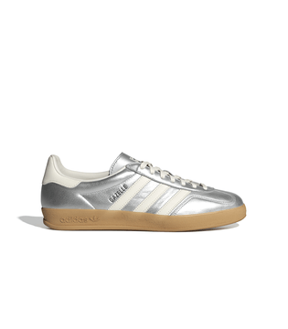 JR1206_1_FOOTWEAR_Photography_Side-Lateral-Center-View_white