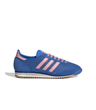 JI1878_1_FOOTWEAR_Photography_Side-Lateral-Center-View_white