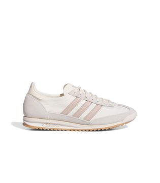JH7394_1_FOOTWEAR_Photography_Side-Lateral-Center-View_white