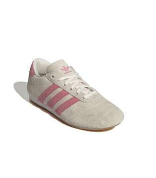 JQ3518_6_FOOTWEAR_Photography_Front-Lateral-Top-View_white