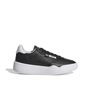 GW8213_1_FOOTWEAR_Photography_Side-Lateral-Center-View_white